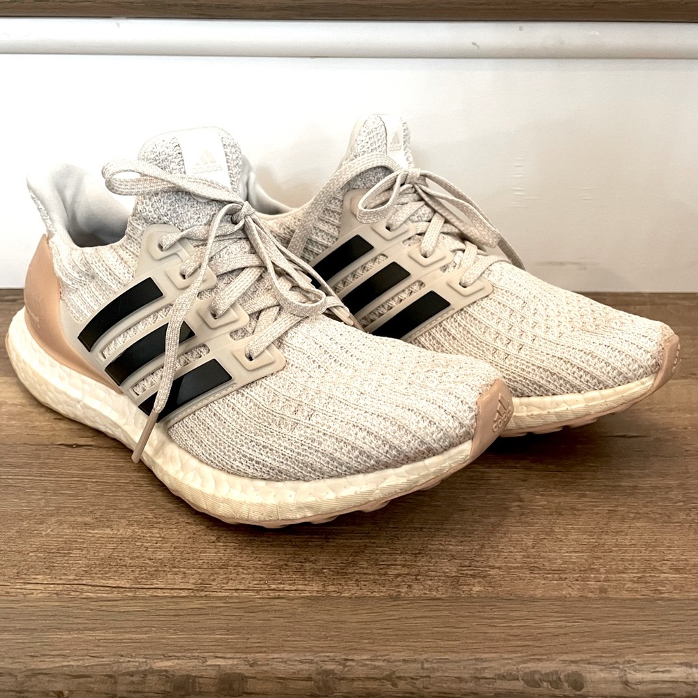 Adidas boost. White & pink 6.5
